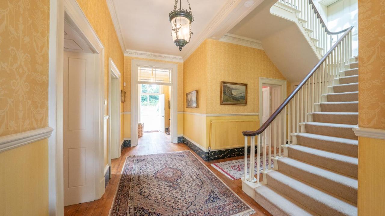 Pantybeiliau House Bed & Breakfast Gilwern Extérieur photo
