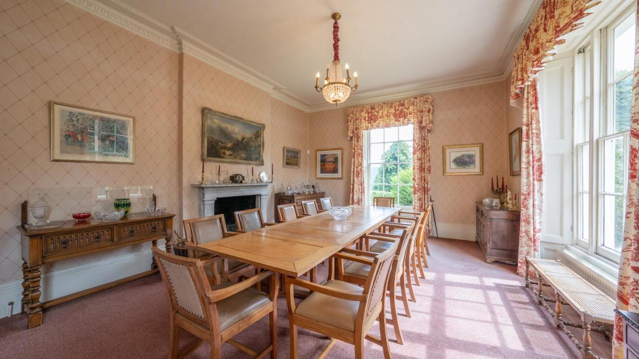 Pantybeiliau House Bed & Breakfast Gilwern Extérieur photo